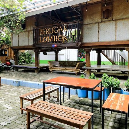 Guest House Rumah Lombok Syariah Mataram Exteriör bild
