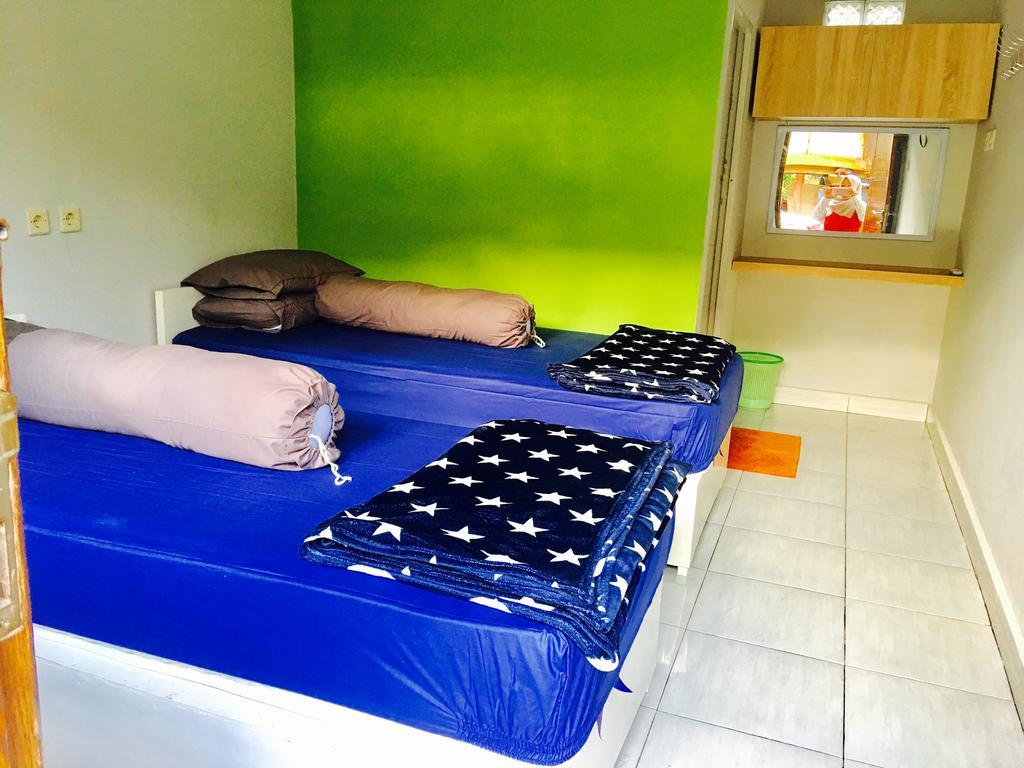 Guest House Rumah Lombok Syariah Mataram Exteriör bild