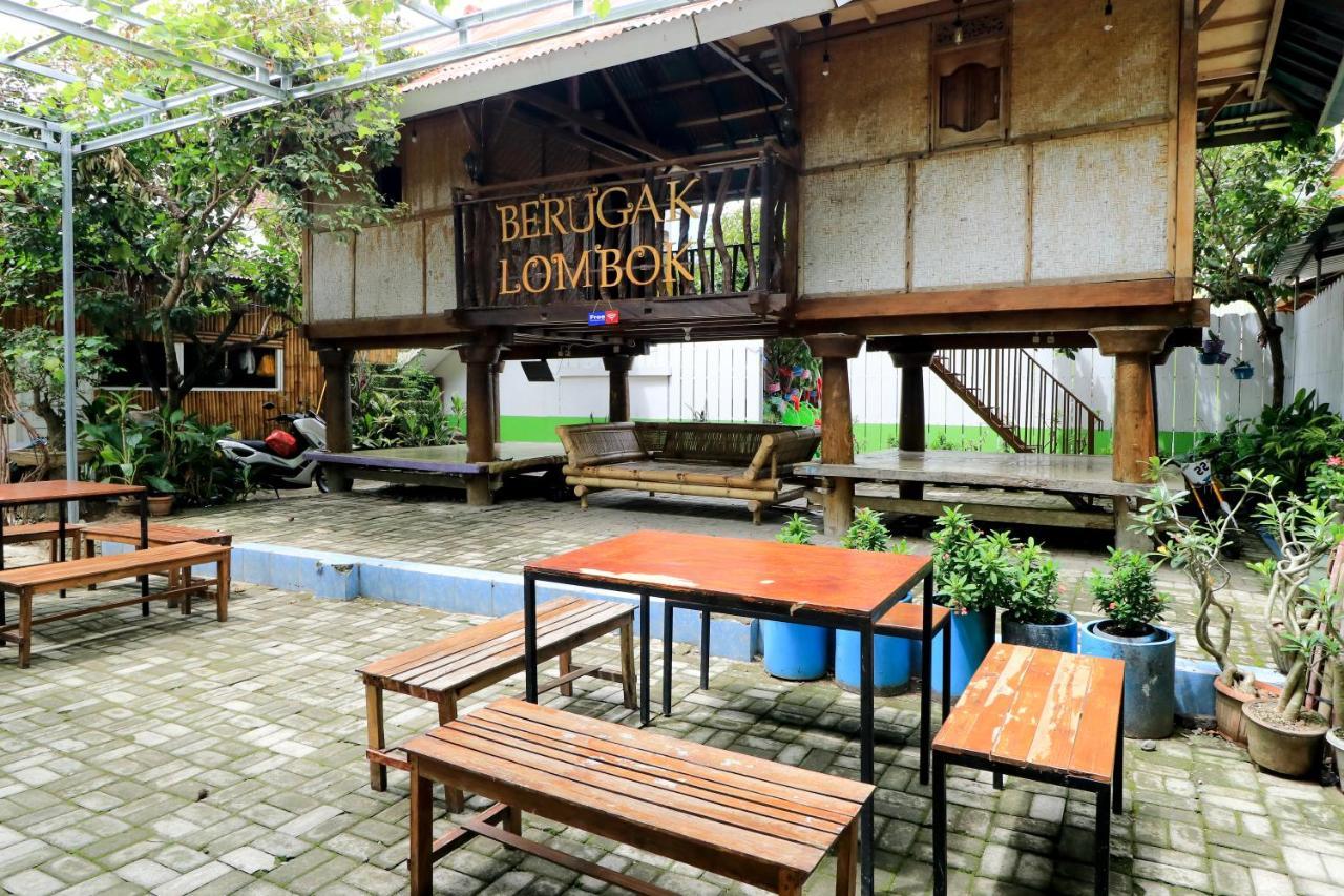 Guest House Rumah Lombok Syariah Mataram Exteriör bild