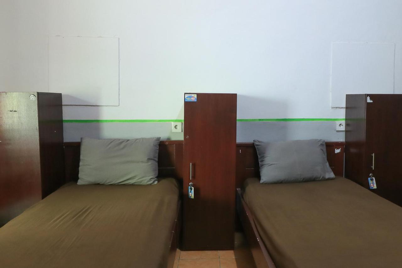 Guest House Rumah Lombok Syariah Mataram Exteriör bild
