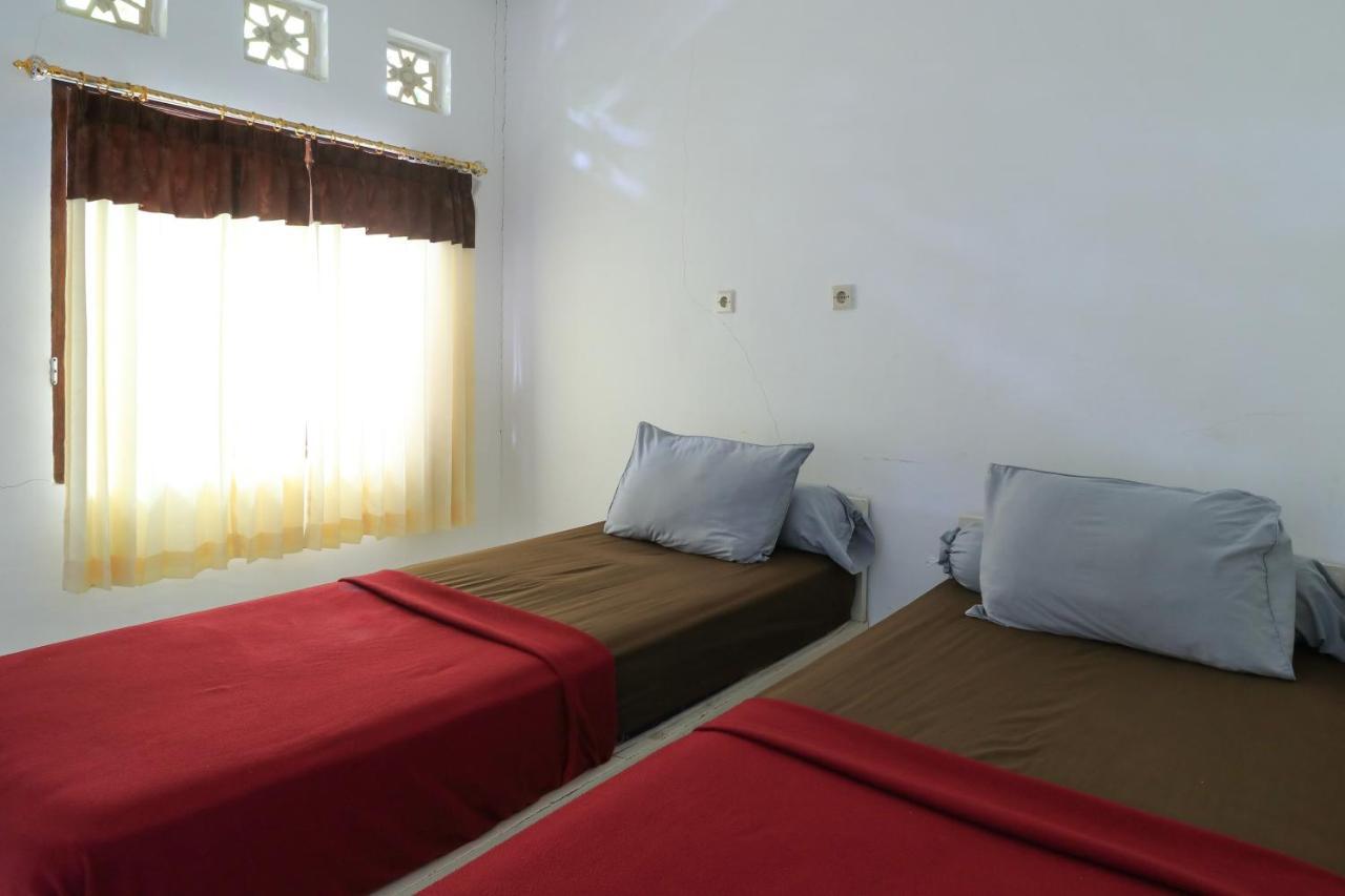 Guest House Rumah Lombok Syariah Mataram Exteriör bild