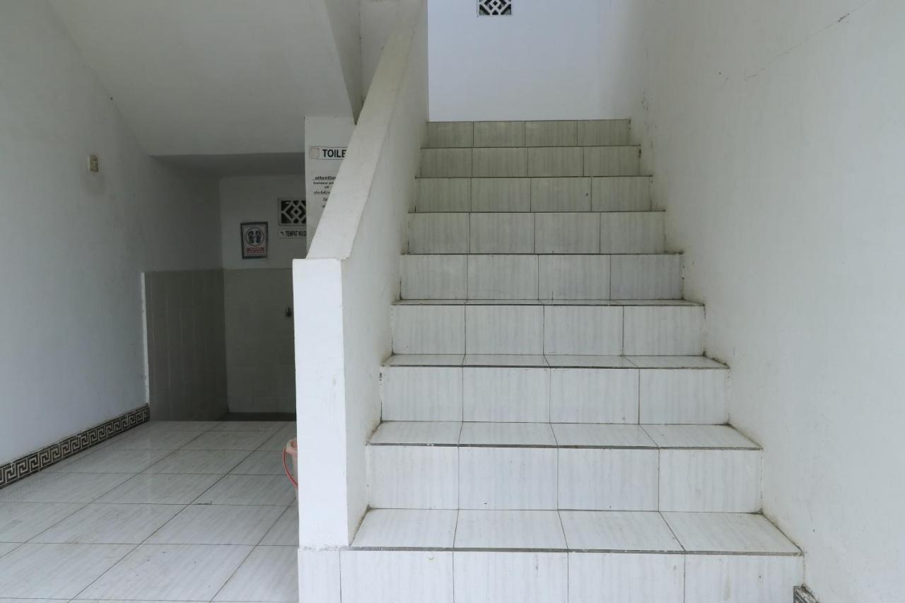 Guest House Rumah Lombok Syariah Mataram Exteriör bild